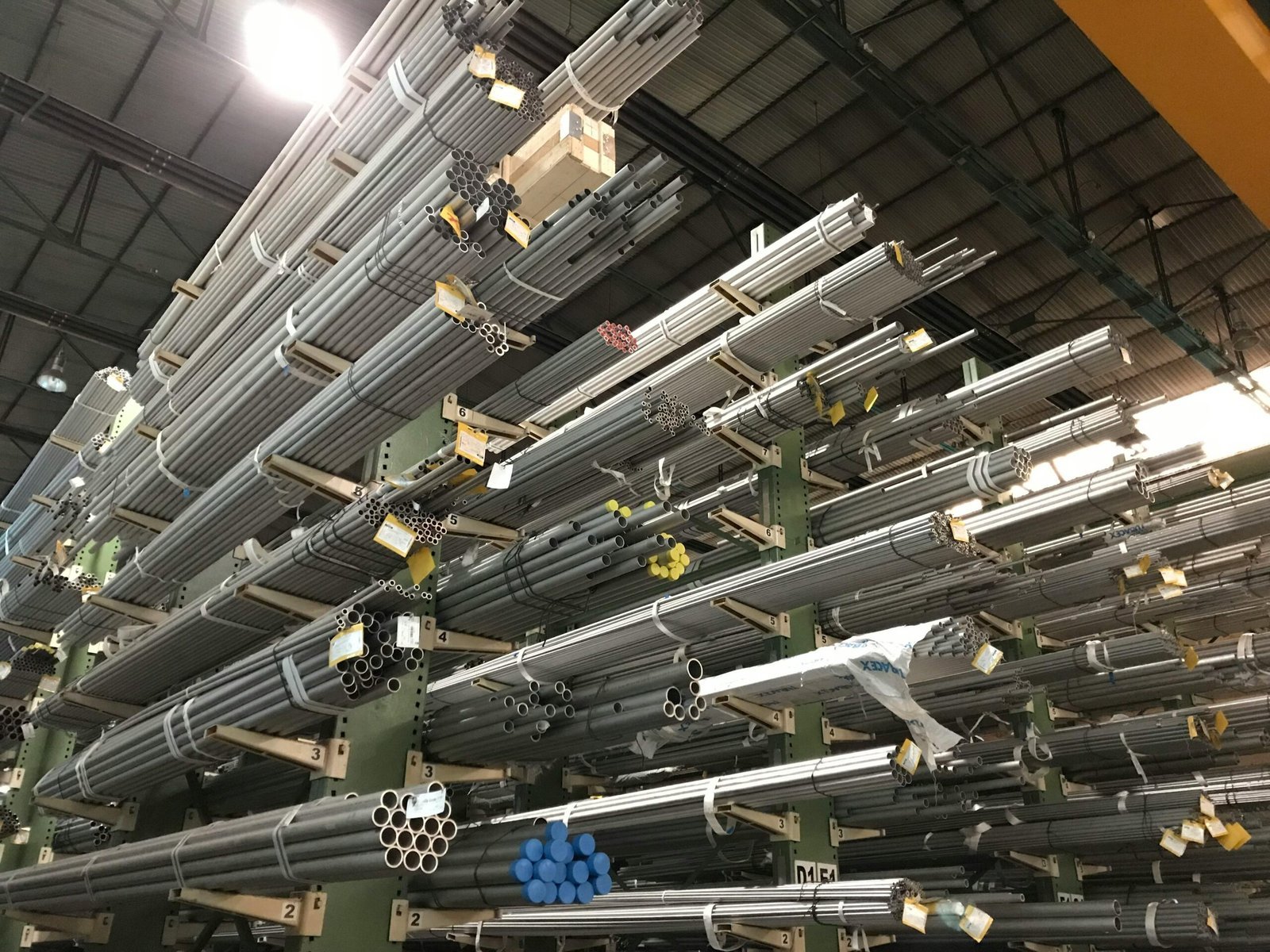 Industrial cantilever racks ready for shipment in LANTOO's 38,000sqm factory.